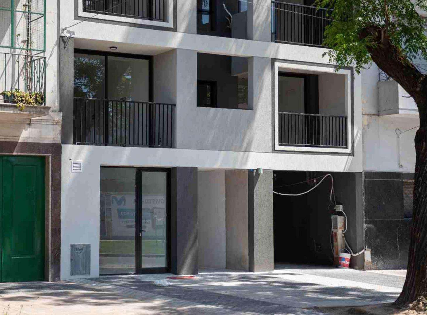 Foto de VENTA LOCAL A ESTRENAR EN PARQUE CHAS, imagen 5