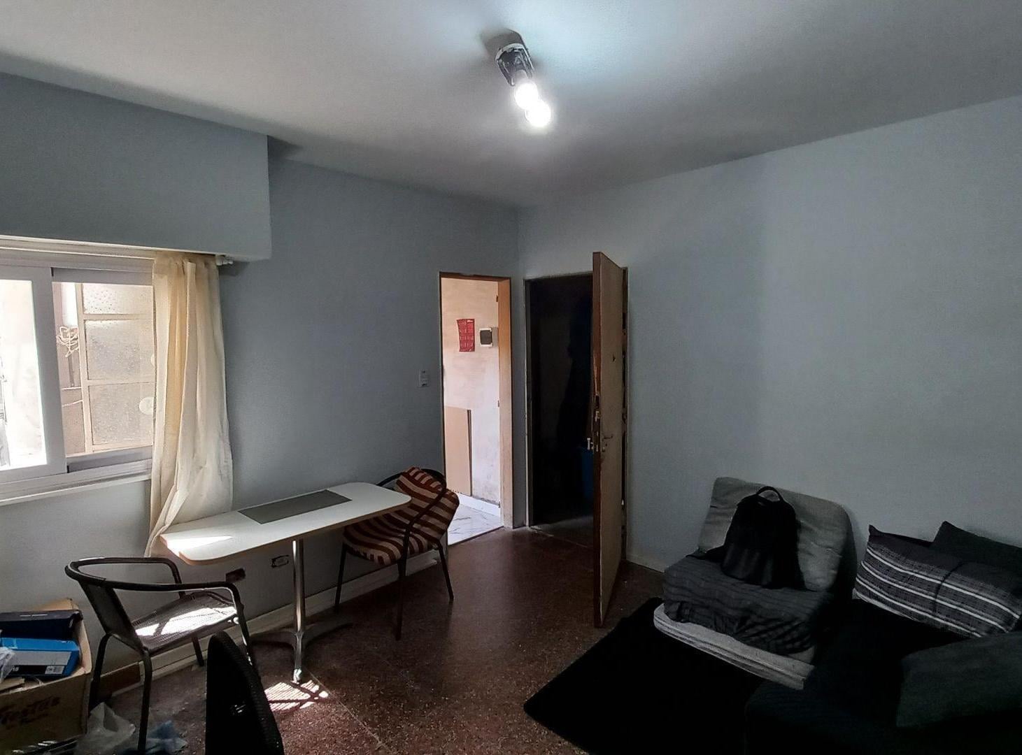 Foto de VENTA Depto. 2 Amb. VILLA DEL PARQUE/APTO CREDITO, imagen 2