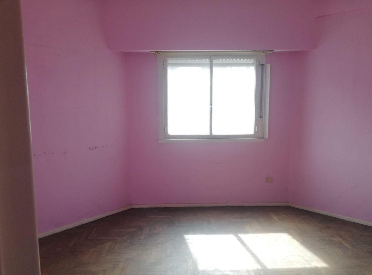 Foto de VENTA DE DEPARTAMENTO 3AMB EN BALVANERA, imagen 2