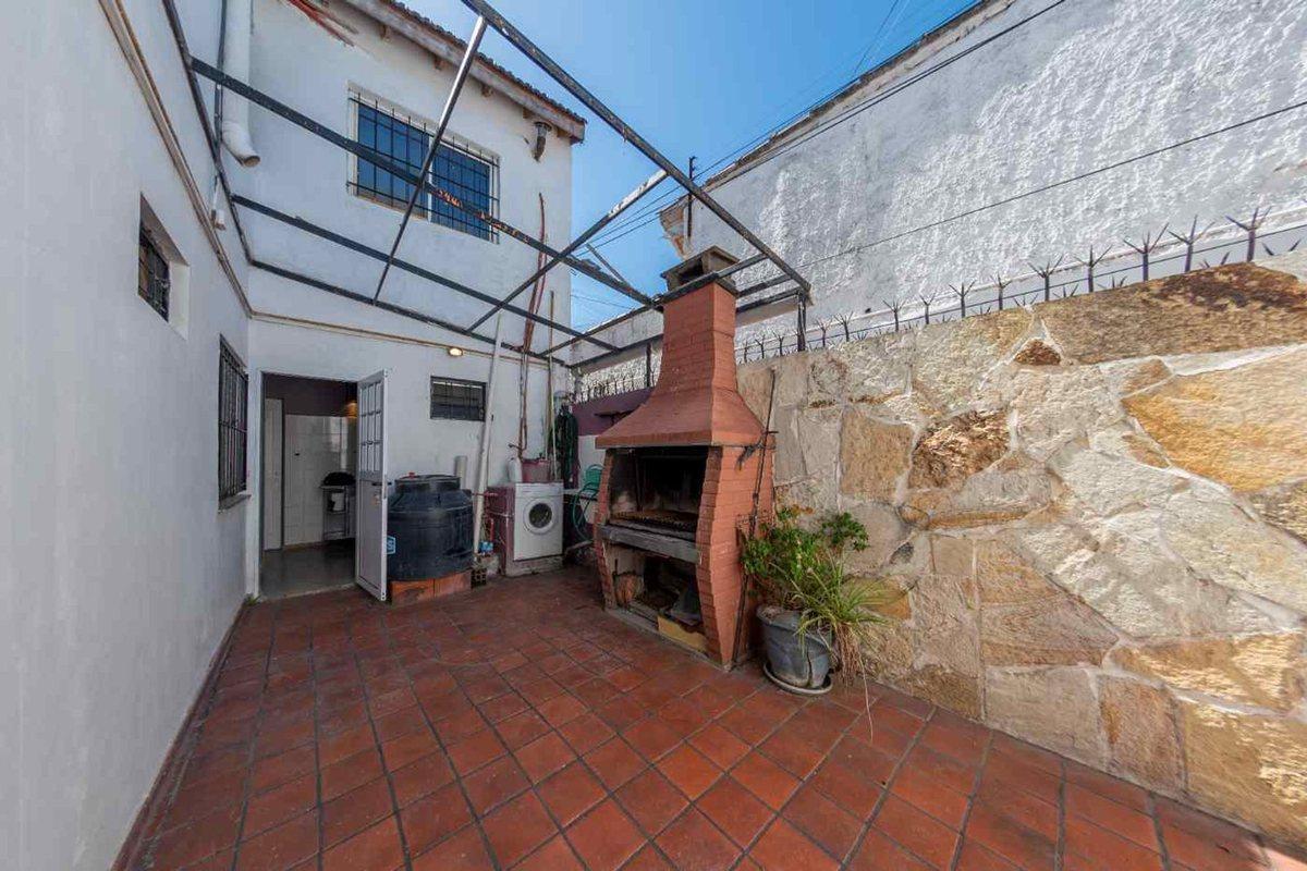 Foto de VENTA PH 5 AMB AL FRENTE CON PATIO Y COCHERA, imagen 3