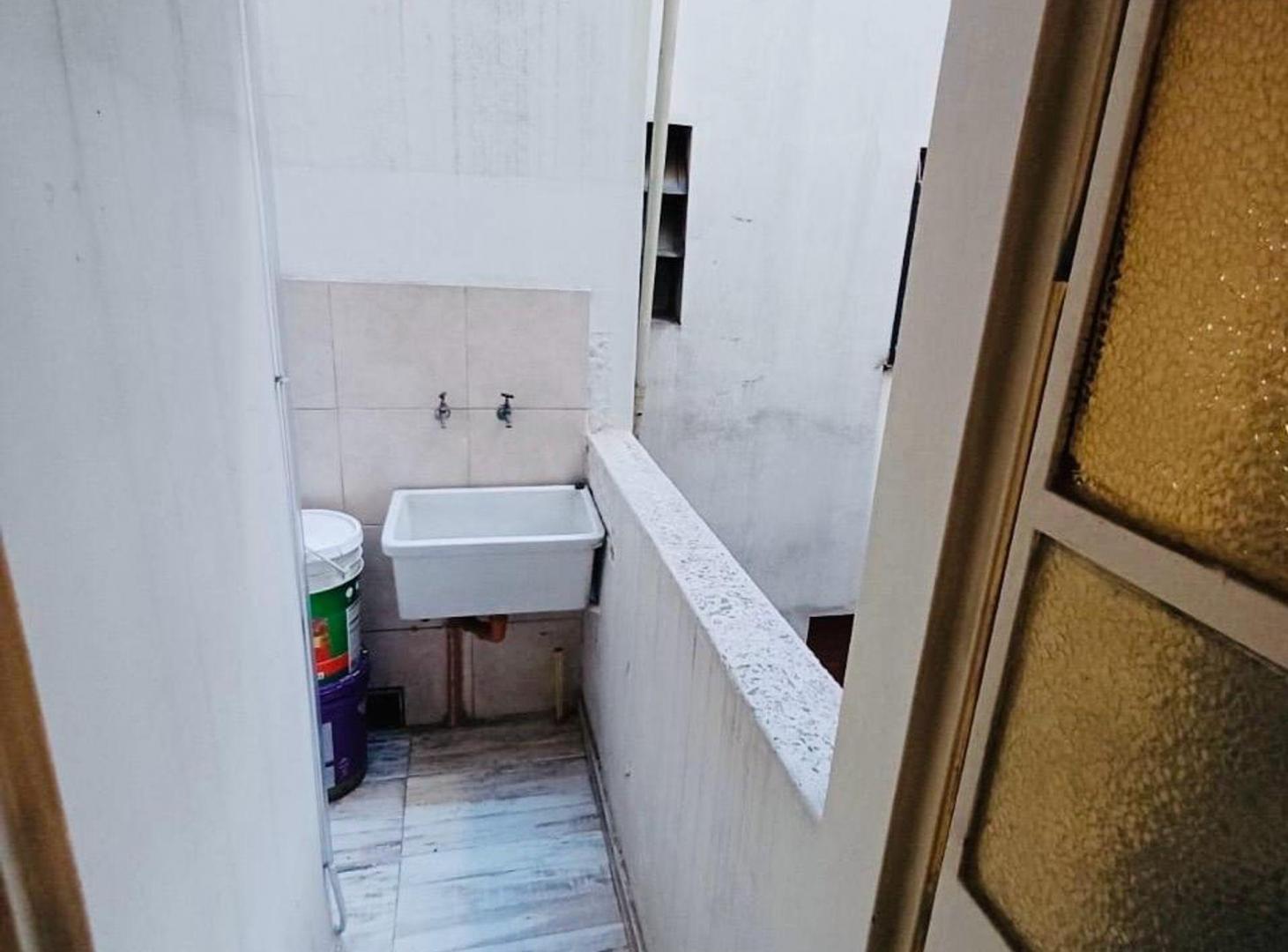 Foto de VENTA MONOAMBIENTE EN ALMAGRO, imagen 3