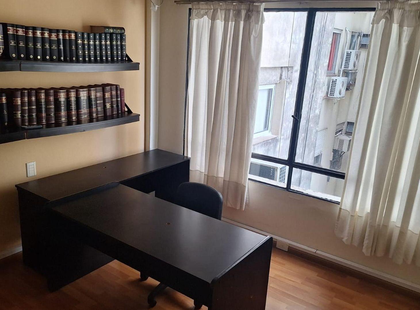 Foto de VENTA OFICINA 73m2 EN MONSERRAT CABA, imagen 2