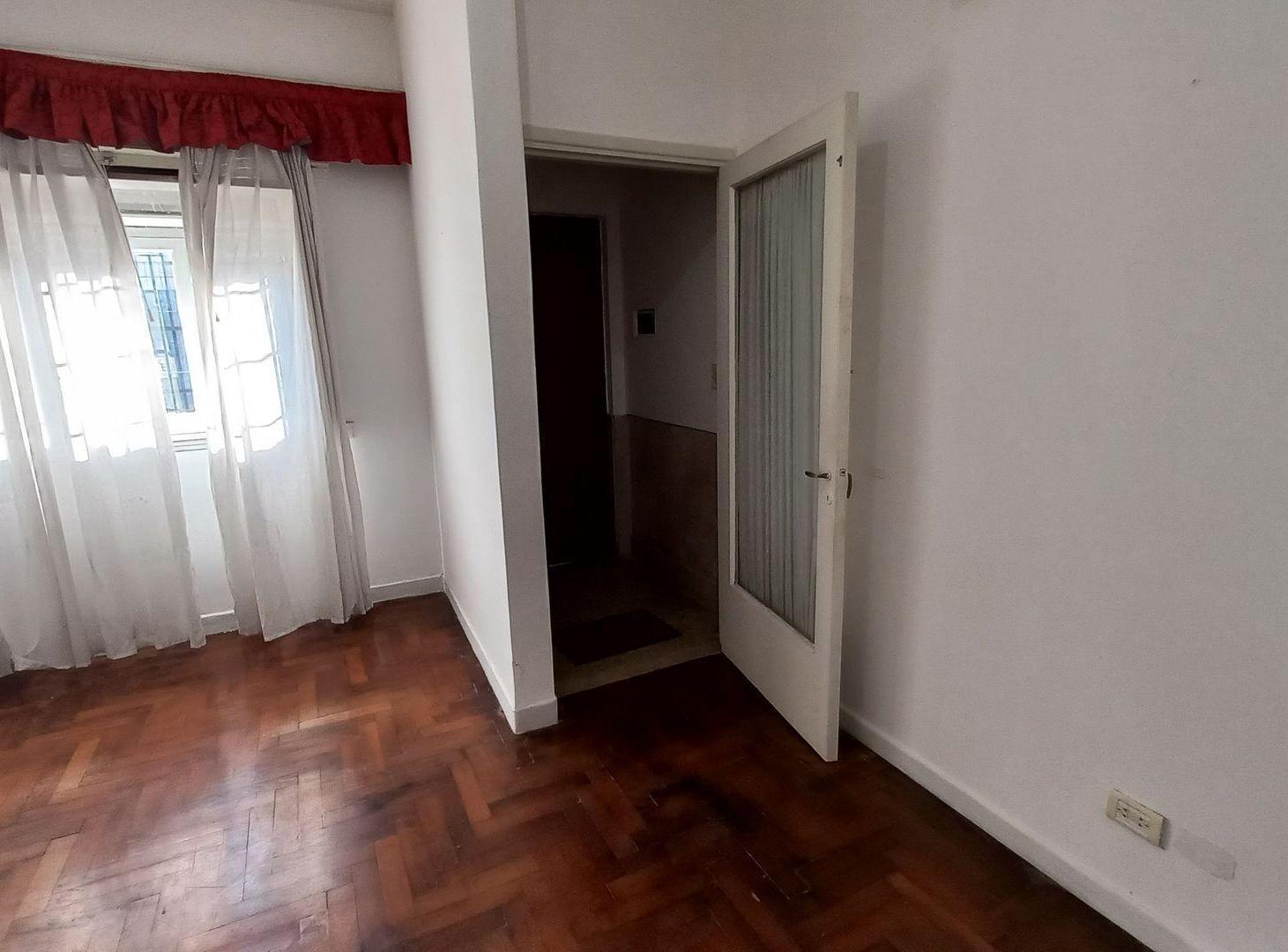 Foto de ALQUILER PH 3 AMBIENTES-TERRAZA-PATIO AL FRENTE, imagen 5