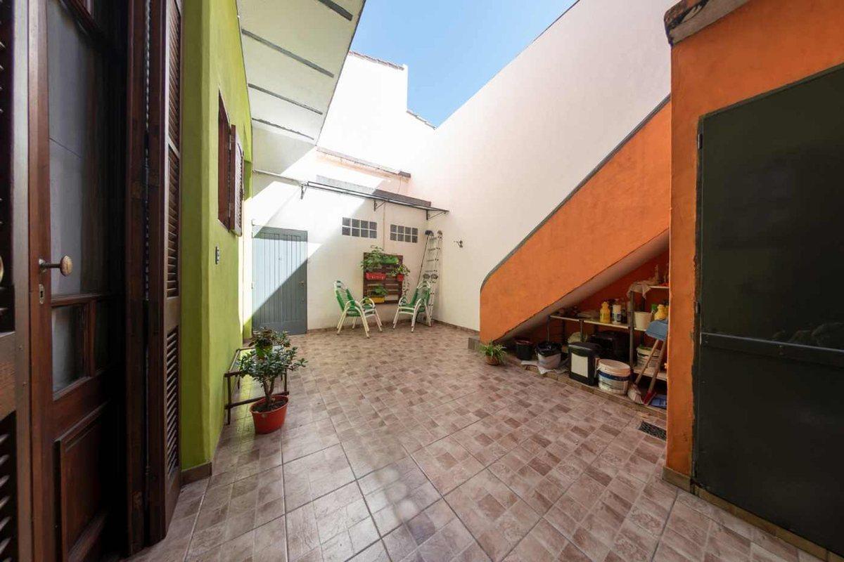 Foto de VENTA PH 3 AMB CON TERRAZA PROPIA EN BALVANERA, imagen 4