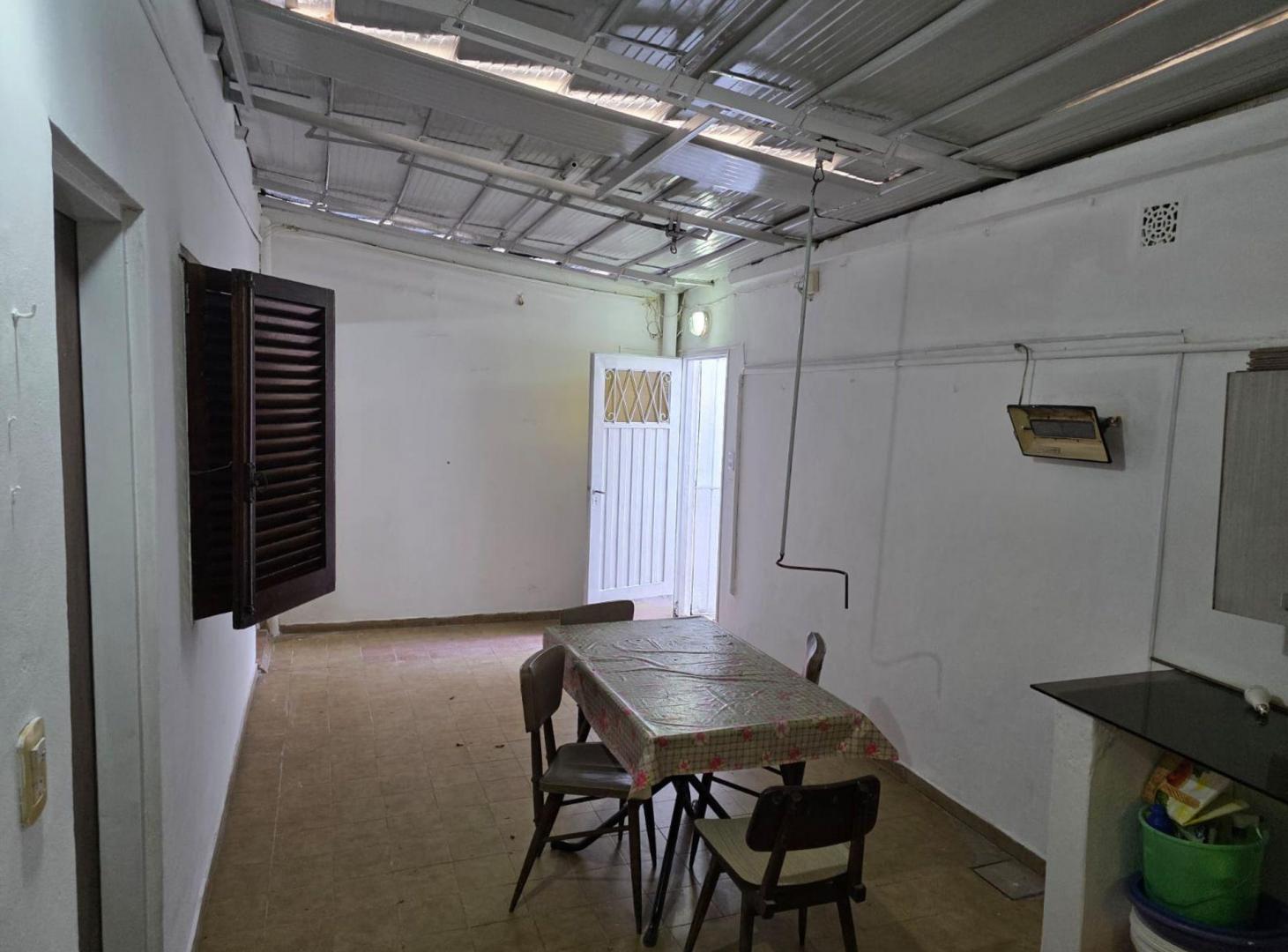 Foto de VENTA PH 3 AMB. UBICACION CENTRICA VALENTIN ALSINA, imagen 5