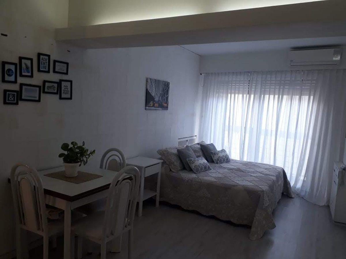 Foto de ALQUILER MONOAMBIENTE AMOBLADO RECOLETA, imagen 3