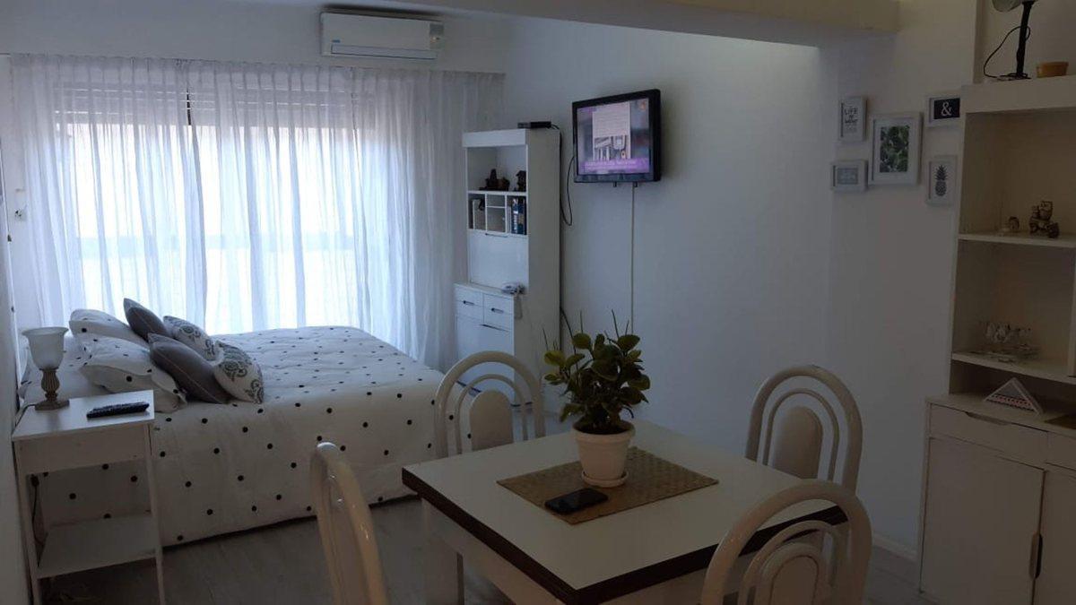 Foto de ALQUILER MONOAMBIENTE AMOBLADO RECOLETA, imagen 1