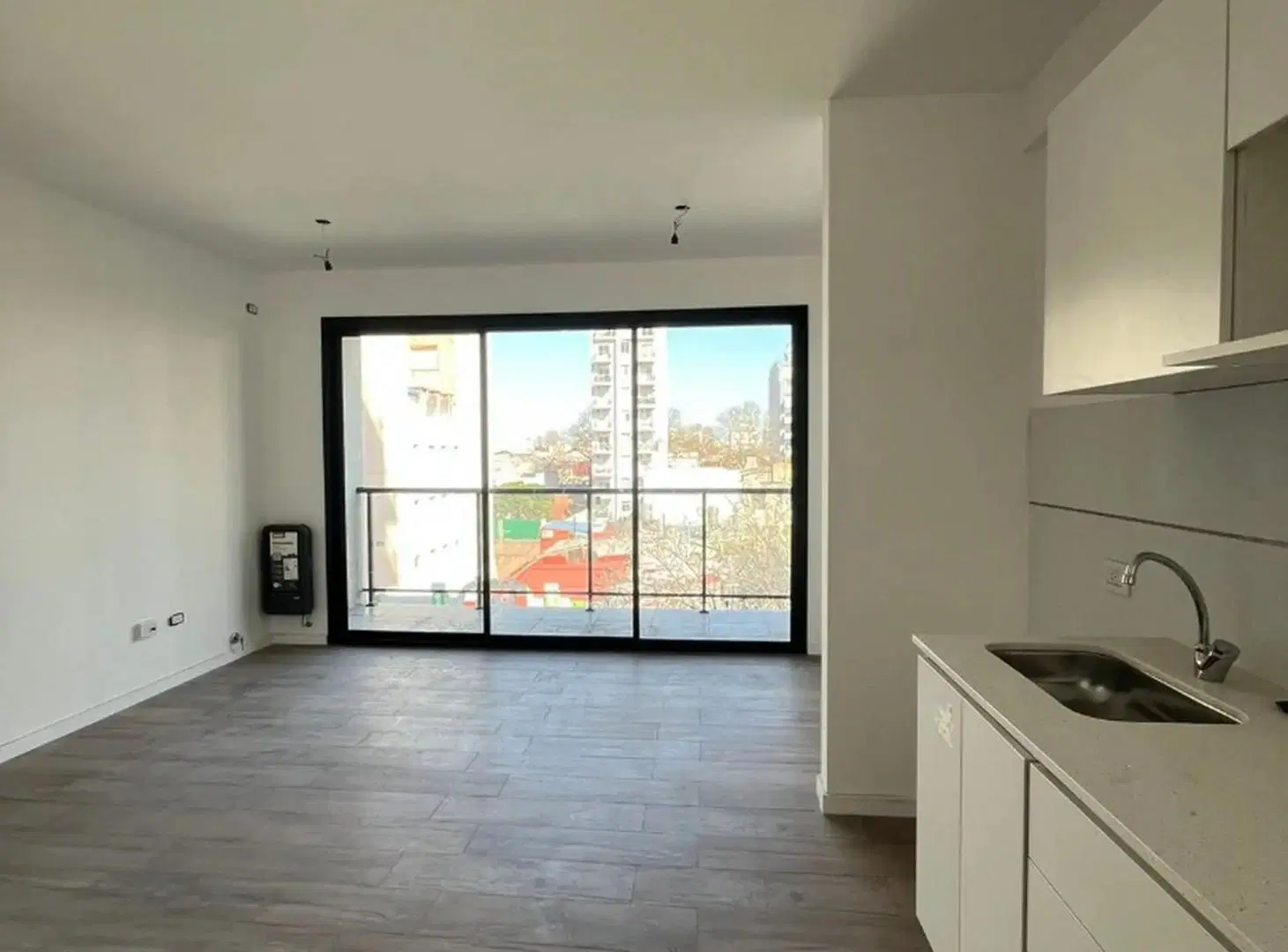 DOS AMBIENTES - CON COCHERA - Edificio con Amenities! 5