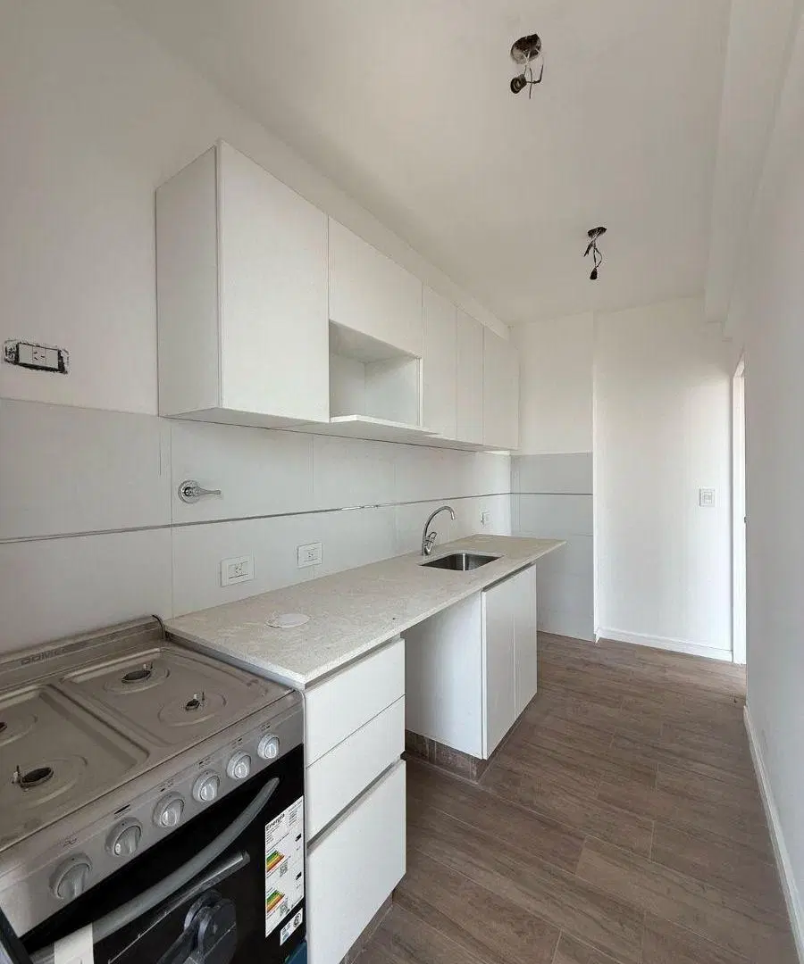 DEPARTAMENTO 2 AMB - COCINA SEPARADA - Edificio con Amenities! 5