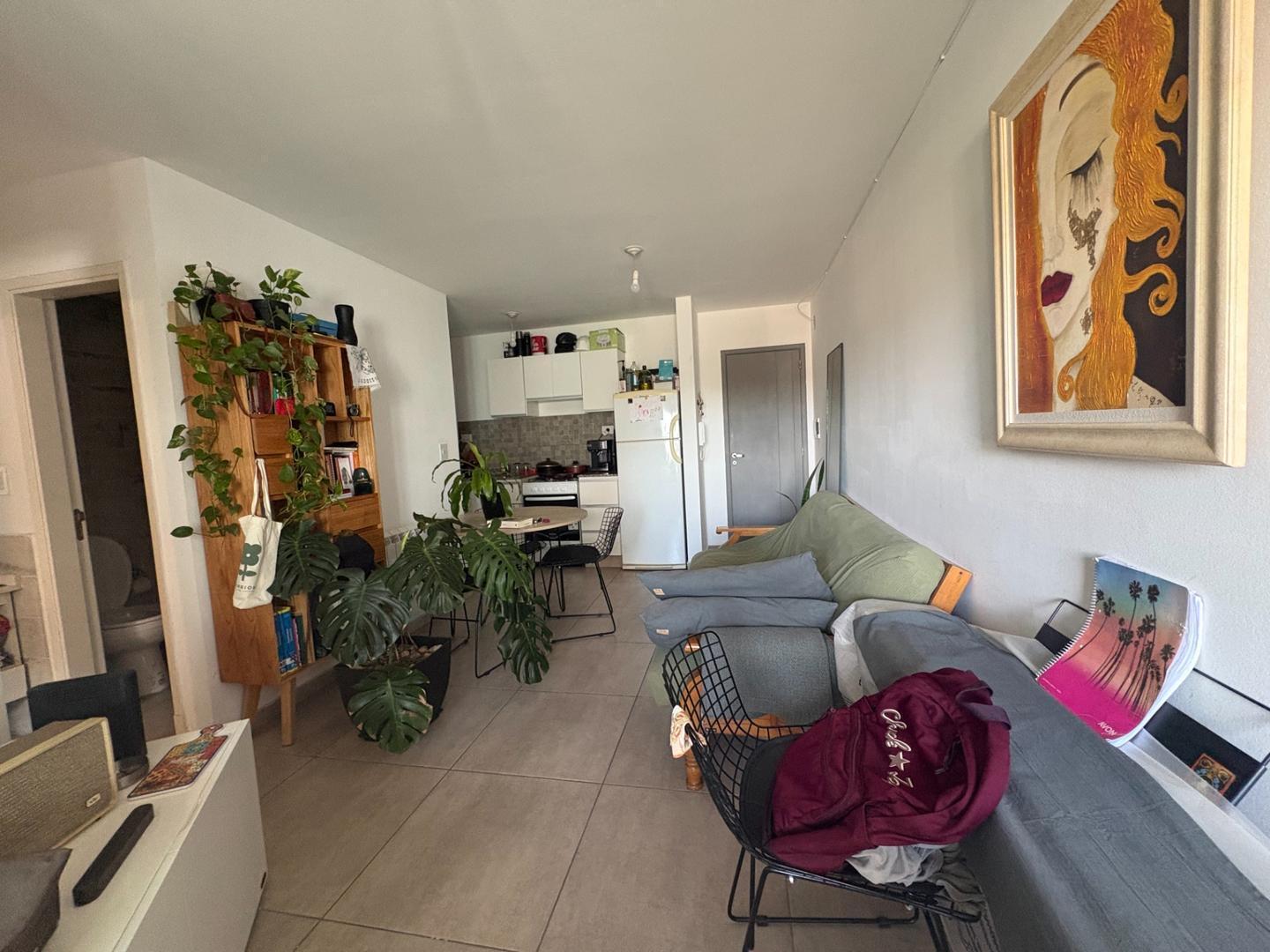 Foto de VENTA DEPARTAMENTO 1 DORMITORIO CON BALCON, imagen 2