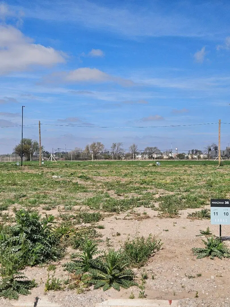 VENTA LOTE RESIDENCIAL 266 m2 OPORTUNIDAD ABRAS MANANTIALES 5