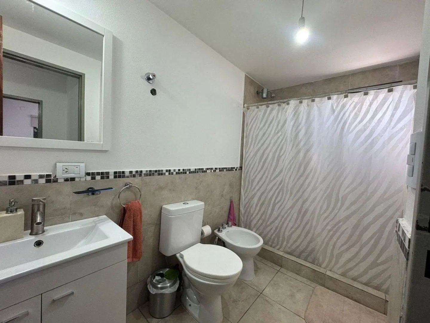 VENTA DUPLEX 2 DORMITORIOS VALLE CERCANO PATIO SEGURIDAD 24H 3