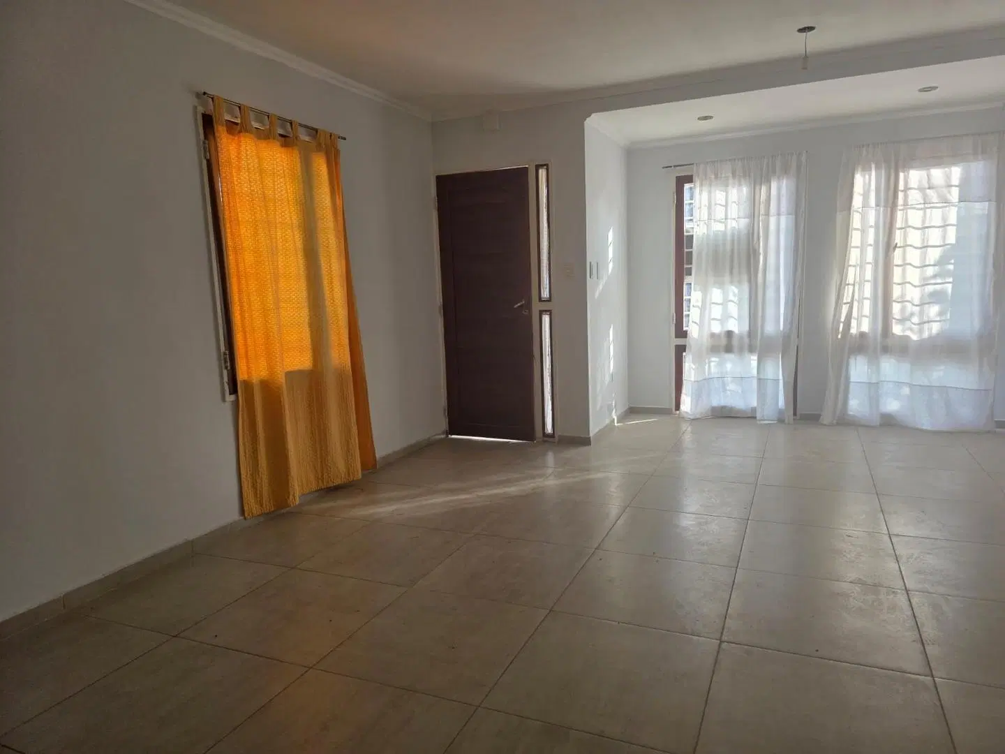 Casa 2 dormitoriois En Carrara de Horizonte Ampliada 3