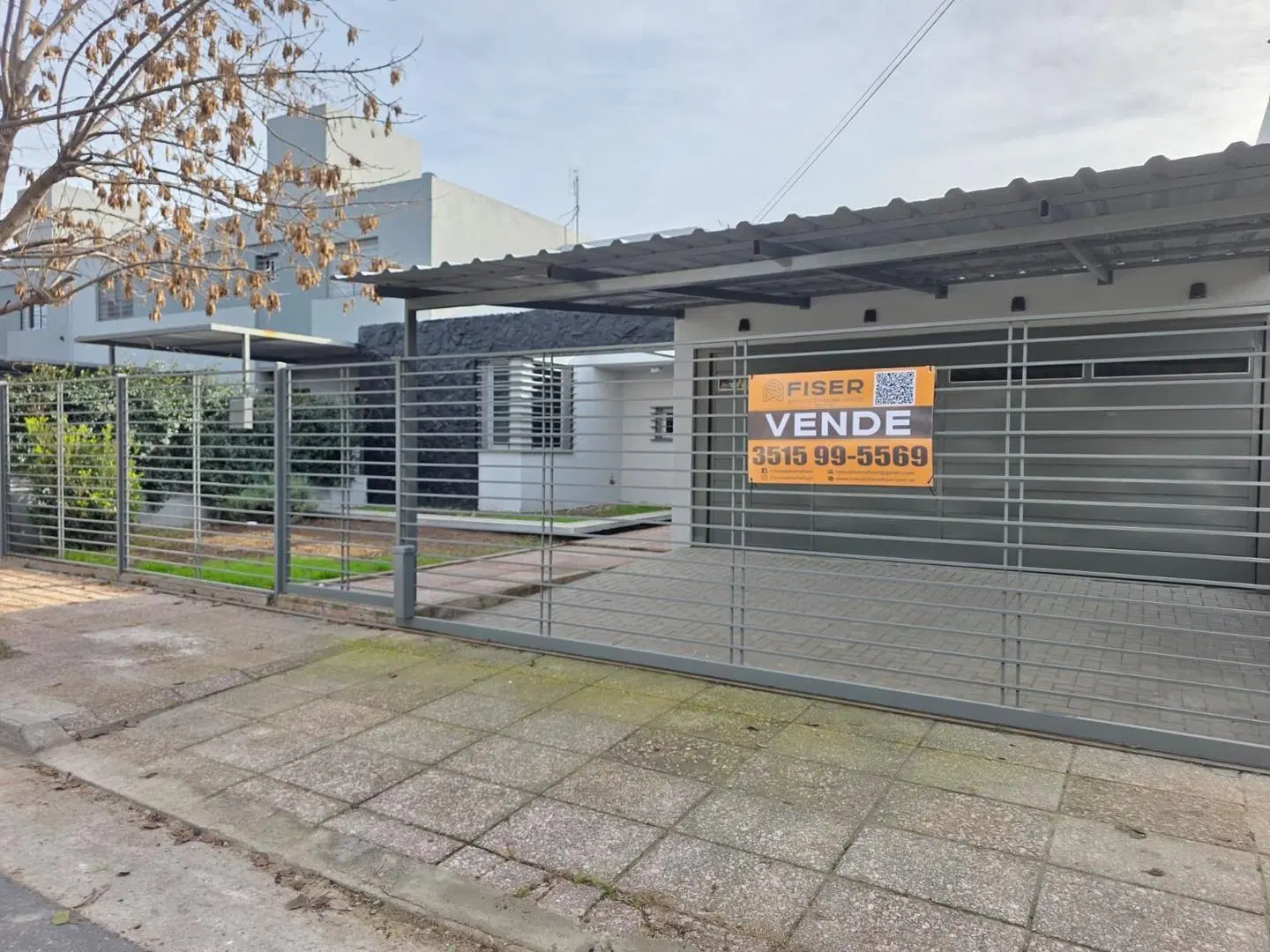 VENTA CASA 3 DORMITORIOS COCHERA DOBLE PATIO APTO CREDITO 4