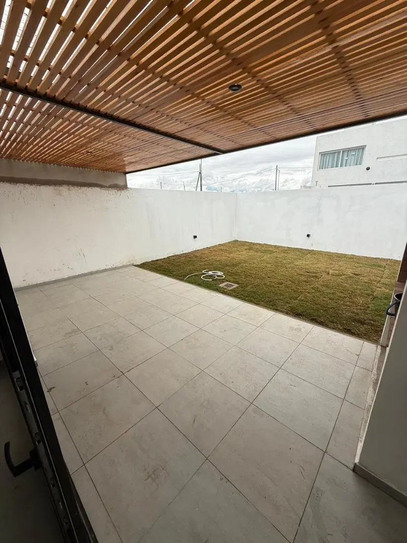 VENTA DUPLEX EN OBRA 2 DORMITORIOS PATIO AMPLIO 5