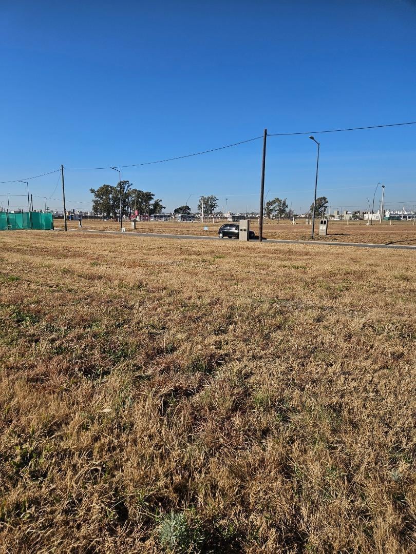 Foto de LOTE VENTA CUESTAS DE MANANTIALES 294m2 APTO DUPLEX, imagen 1