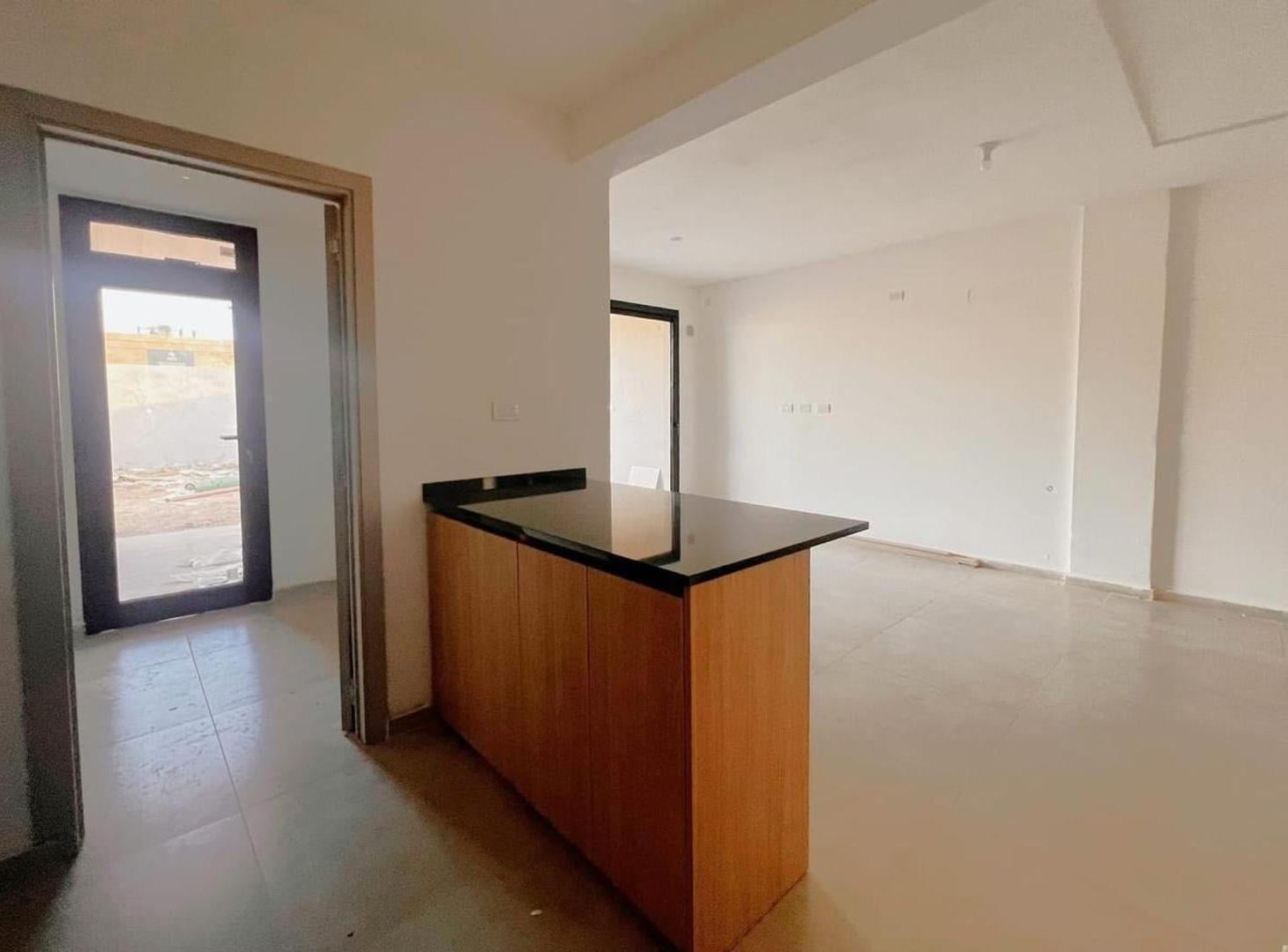 Foto de VENTA DUPLEX COLINAS MANANTIALES 3 DORMITORIOS FRENTE PLAZA, imagen 4