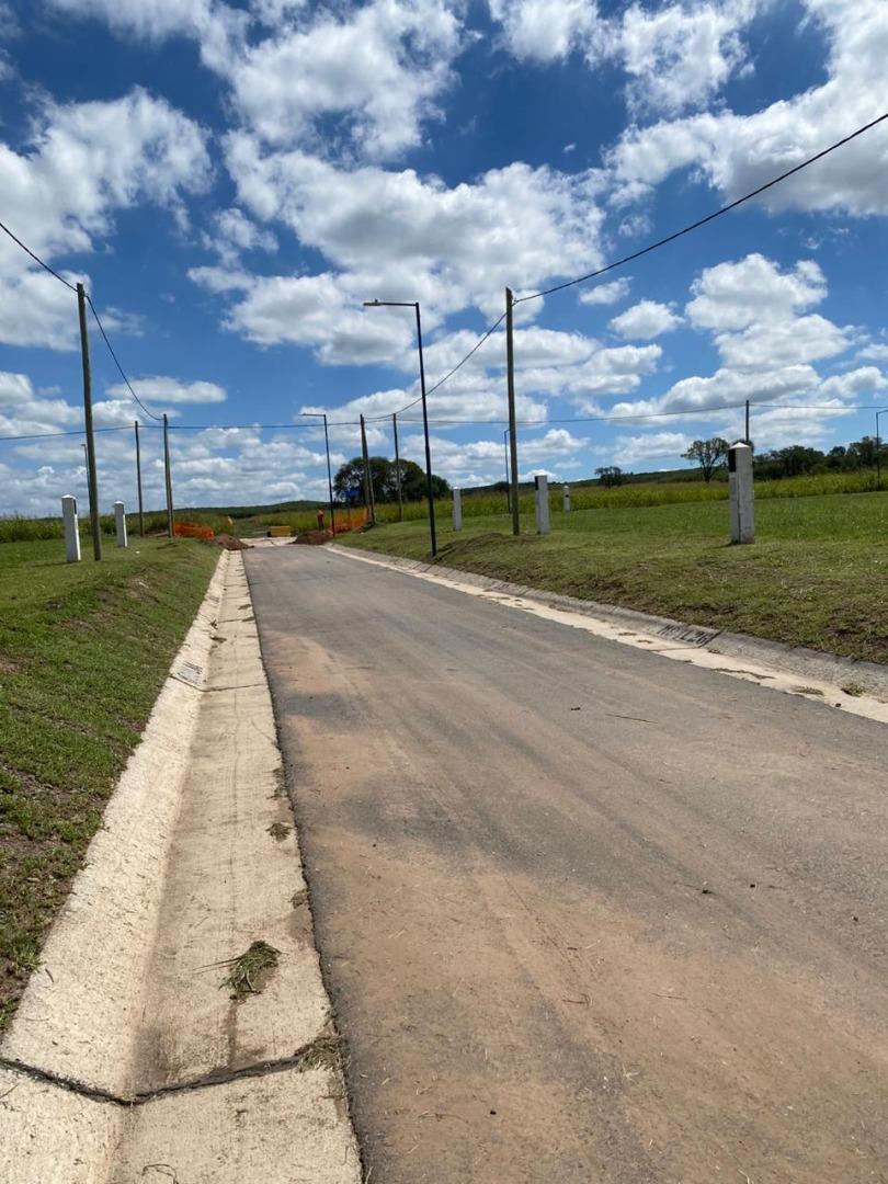 Foto de VENTA LOTE 263m2 RESIDENCIAL DOCTA CENTRAL OBRAS PAGAS, imagen 2