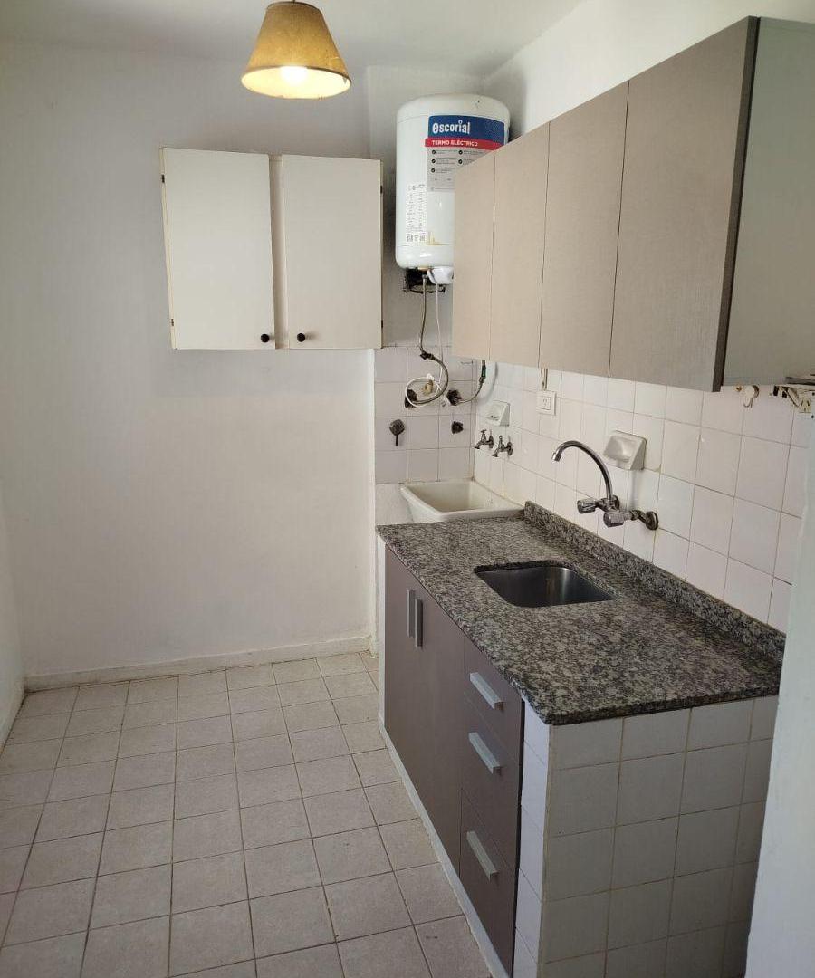 Foto de Amplio Departamento de 2 Dormitorios - Torre del Docente, imagen 5