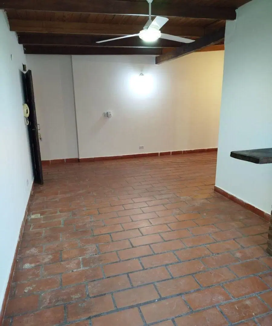 DEPARTAMENTO CENTRICO DE DOS DORMITORIOS 4