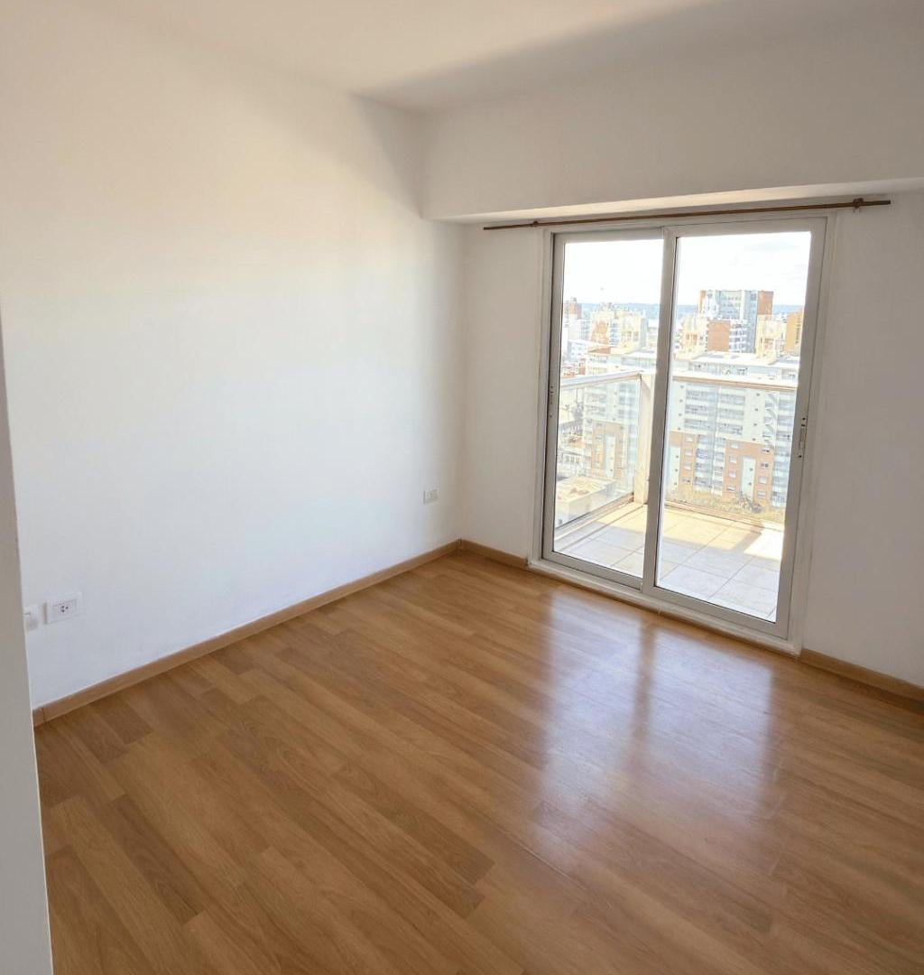 Foto de DEPARTAMENTO CÉNTRICO EDIFICIO PLAZA SAN MARTIN, imagen 5