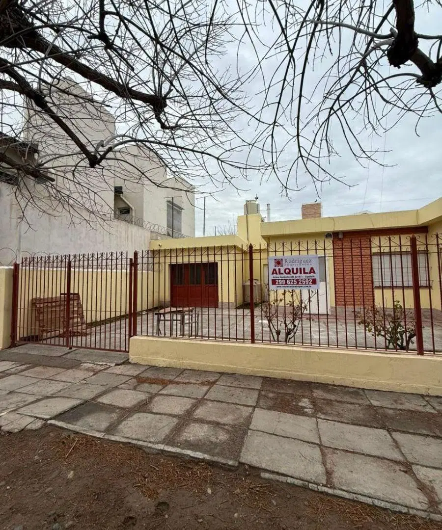 Casa 2 dorm. en alquiler, Allen 2