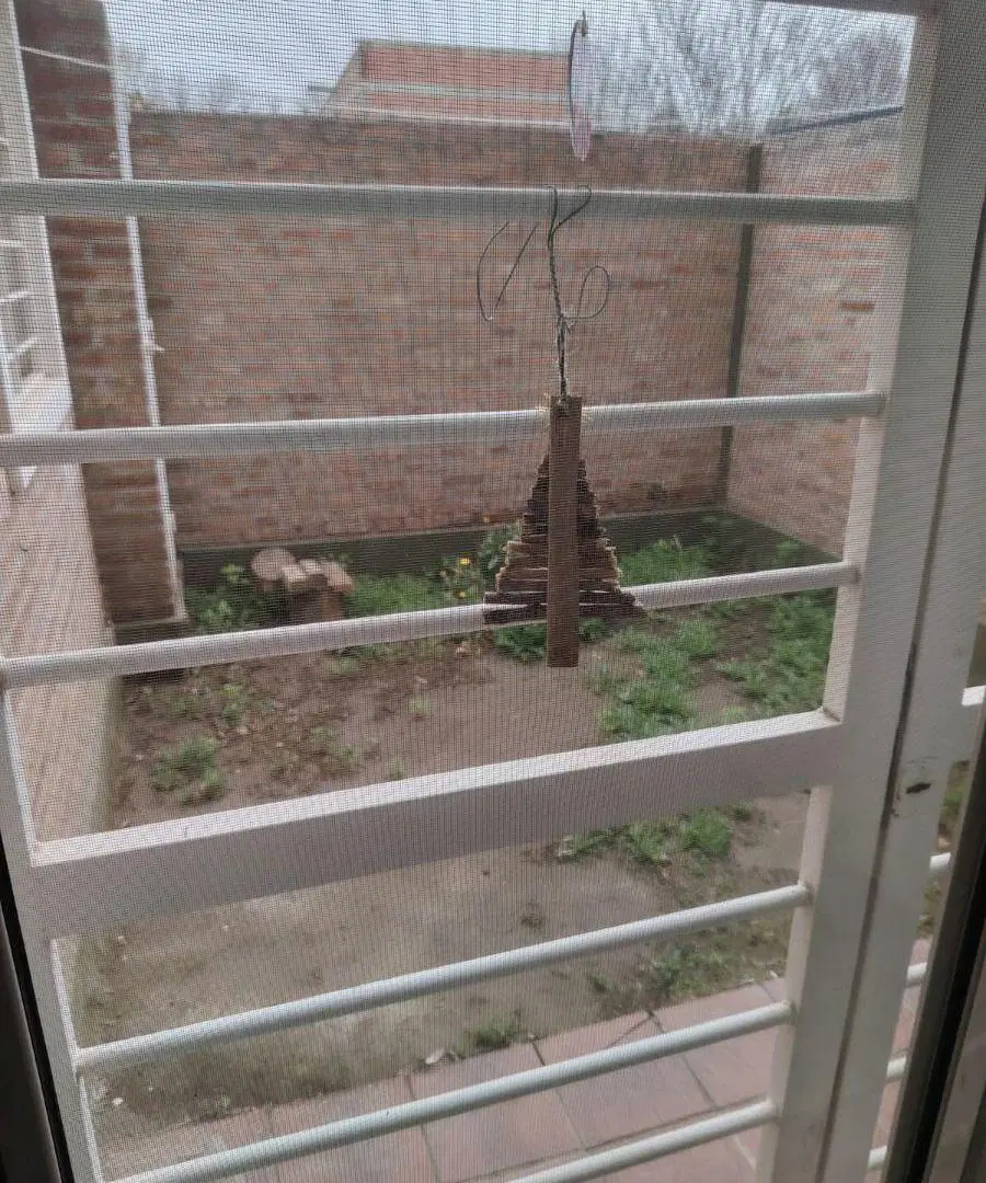 Monoambiente en alquiler con patio y cochera – Edificio San Marino II 4