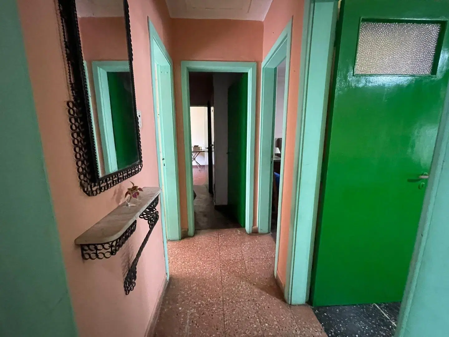 Castelar Norte, chalet 4 ambientes con fondo libre APTO CRÉD 4