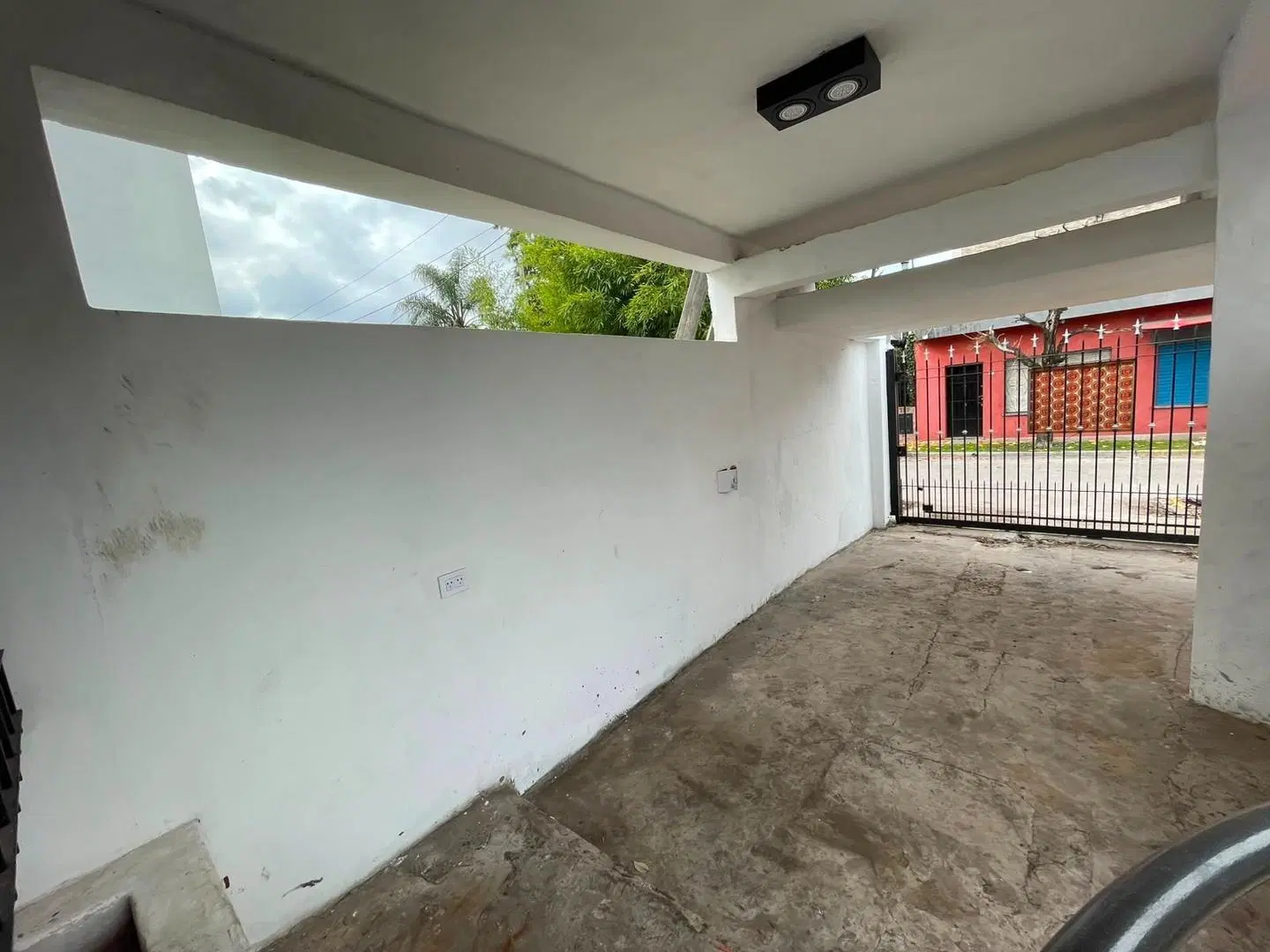 VENTA CASA 4 AMBIENTES y DPTO 2 AMB – ITUZAINGO NORTE 8