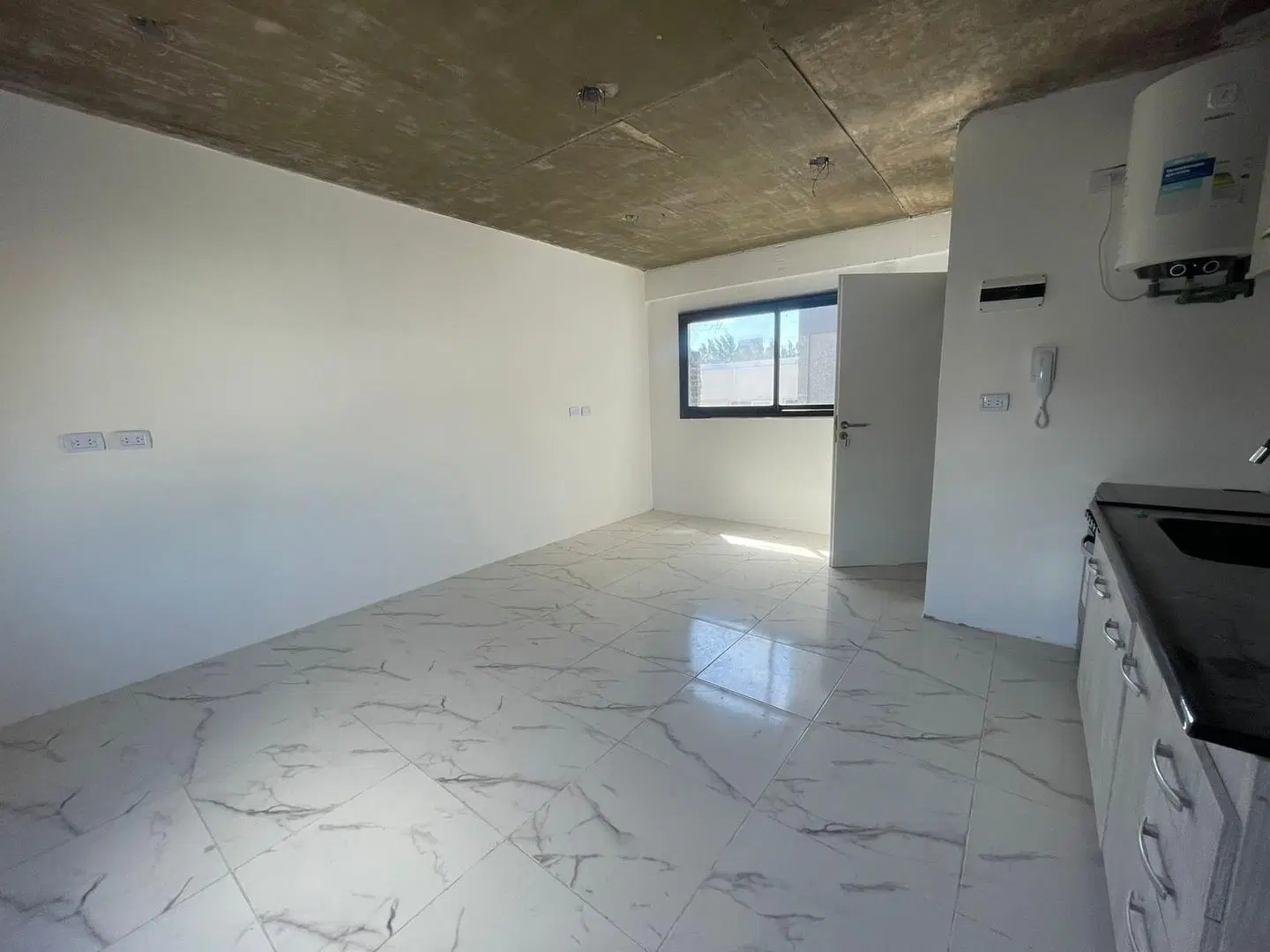 MONOAMBIENTE A ESTRENAR CON AMENITIES 4