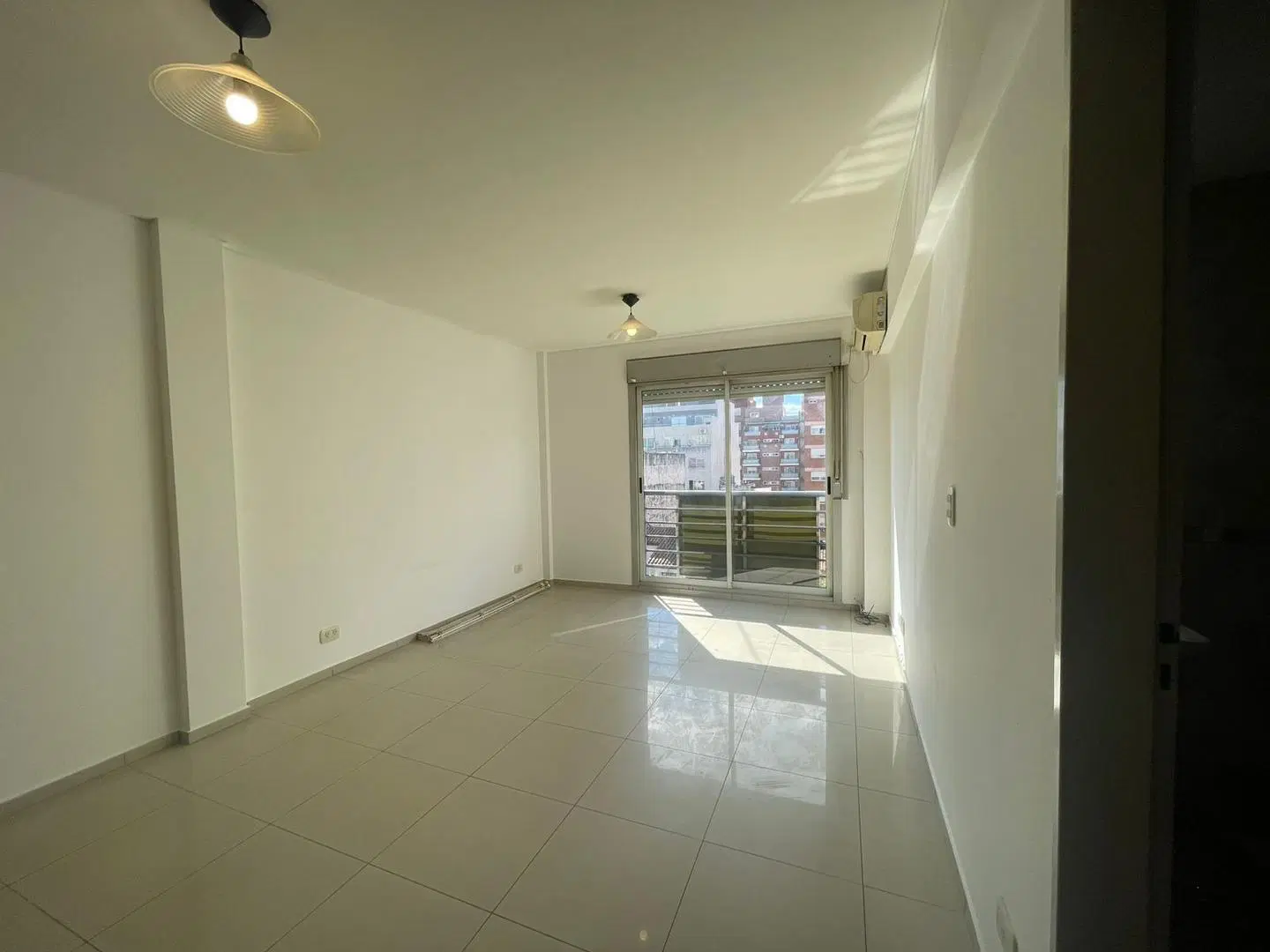 Departamento monoambiente en Castelar Sur 1