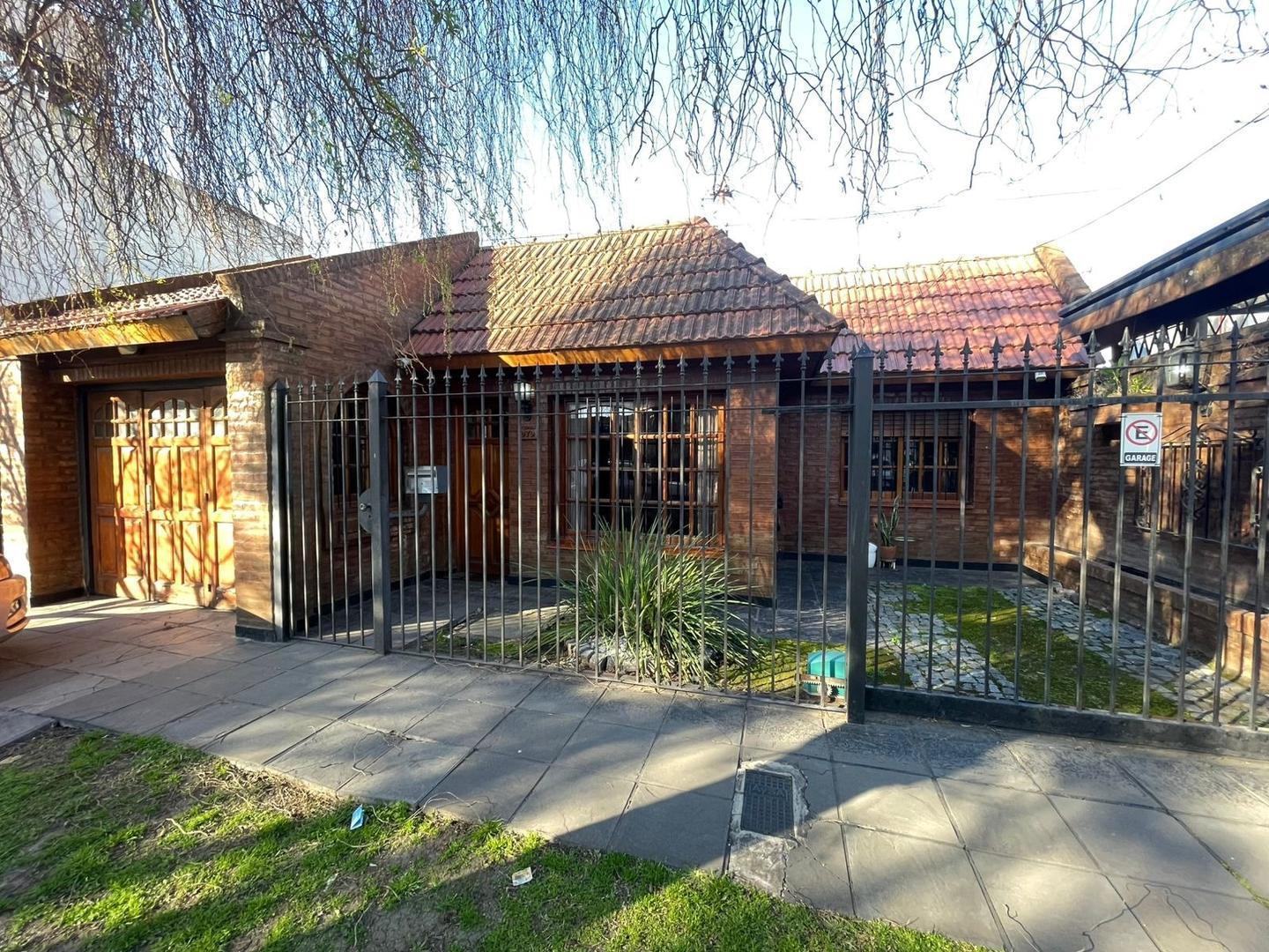 Foto de Ituzaingó, chalet 4 ambientes en planta baja apto crédito, imagen 3