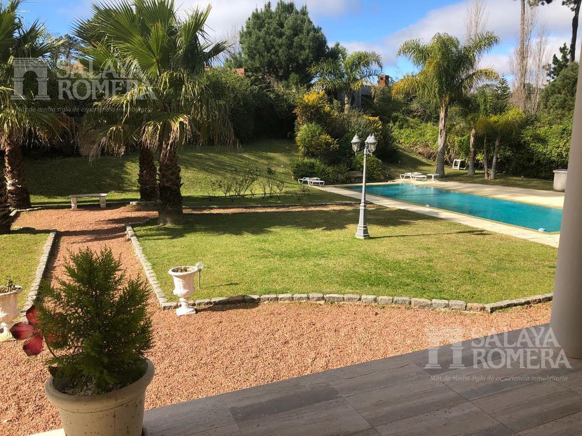 Foto de la propiedad en Venta Casa 5dormitorios y 7 Baños en Playa Mansa Sh