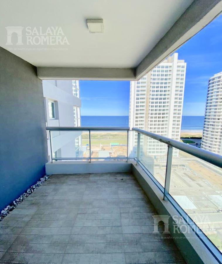 Foto de Venta departamento en Playa Brava, torre de categoria, 2 dormitorios, imagen 3