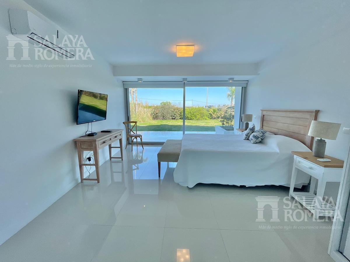 Foto de Venta, 2 dormitorios 2 baños a metros del mar - Manantiales - Punta del, imagen 2