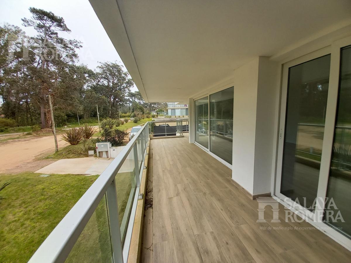 Foto de VENTA: 3 DORMITORIOS A ESTRENAR DE LUJO PLAYA BRAVA - Ref:3977155, imagen 1