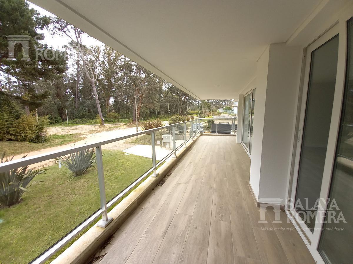 Foto de VENTA: 3 DORMITORIOS A ESTRENAR DE LUJO PLAYA BRAVA - Ref:3977155, imagen 2