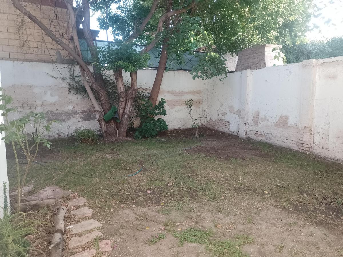 Se Vende Casa con un Depto, Br Bombal 3