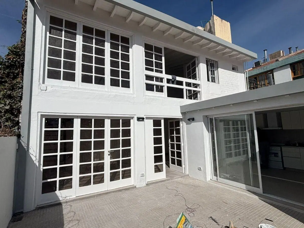 SE ALQUILA HERMOSA CASA / LOFT EN PLENA QUINTA SECCION 3