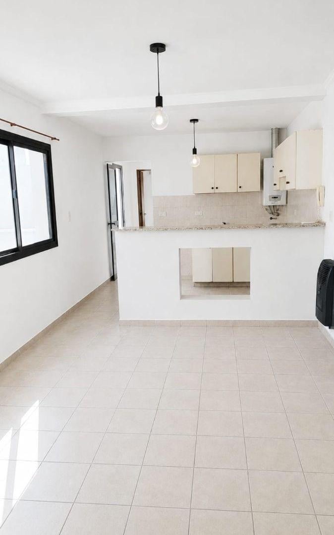 Foto de DEPARTAMENTO EN ALQUILER BARRIO GENERAL PAZ, imagen 3