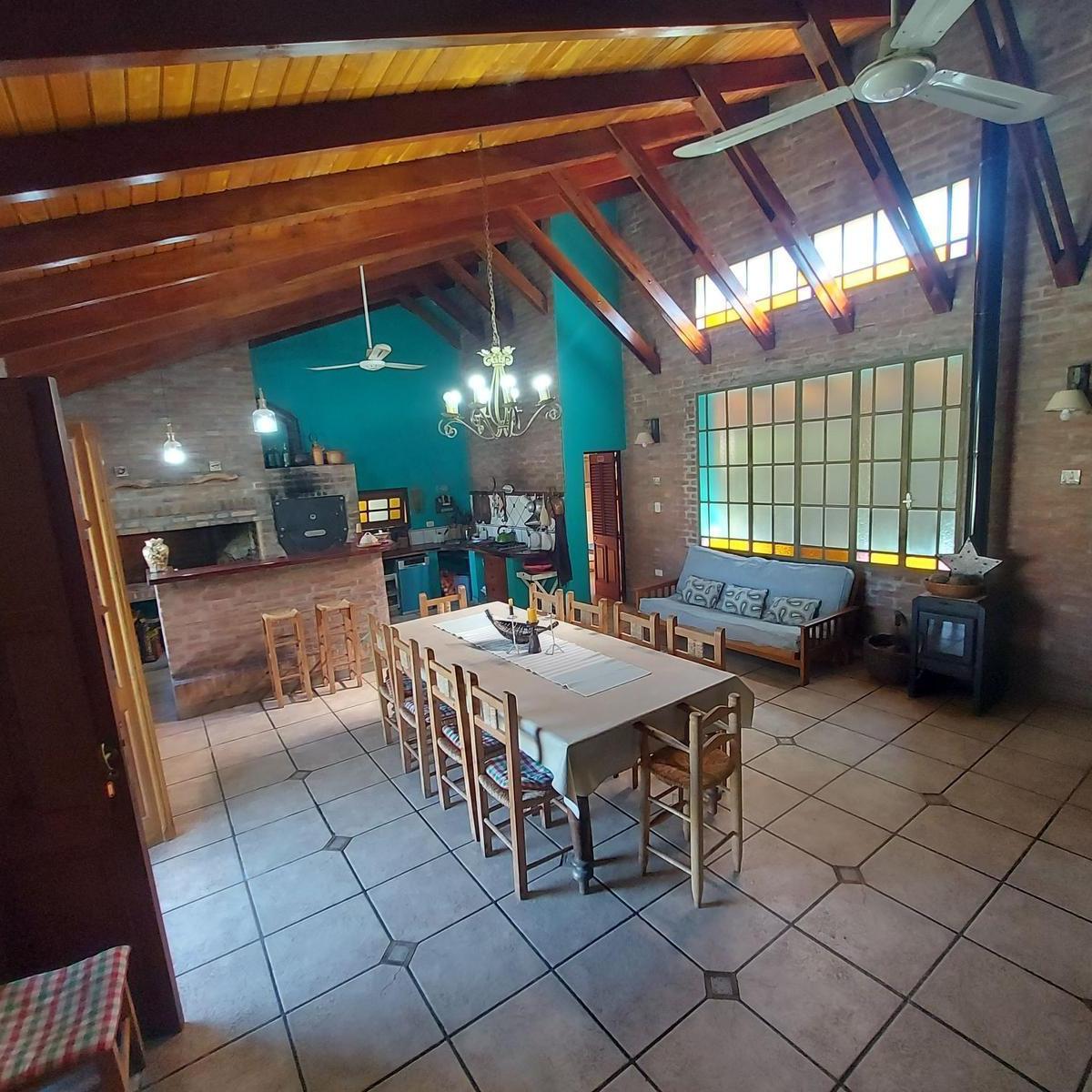 Casa en Las Moras y Los Alisos - Colastine Norte 5