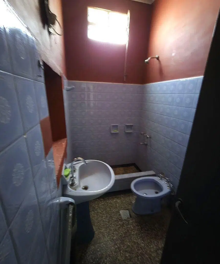 Local comercial y Vivienda. 2