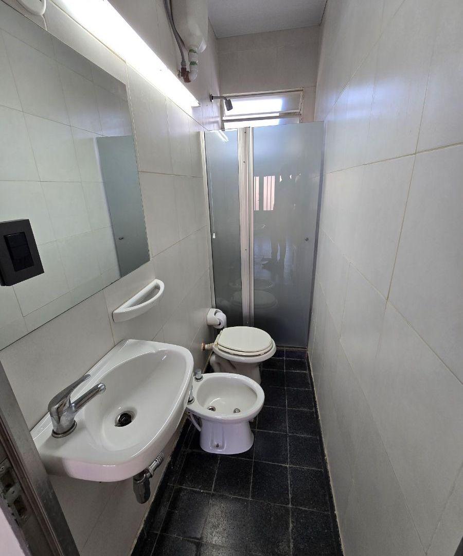 Foto de Casa de 2 dorm a mts de Avda. Freyre, imagen 3