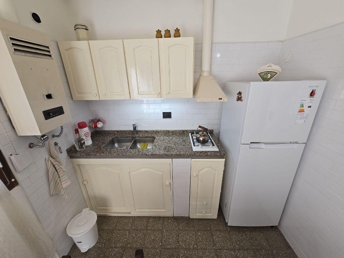 Foto de Casa de 2 dorm a mts de Avda. Freyre, imagen 4