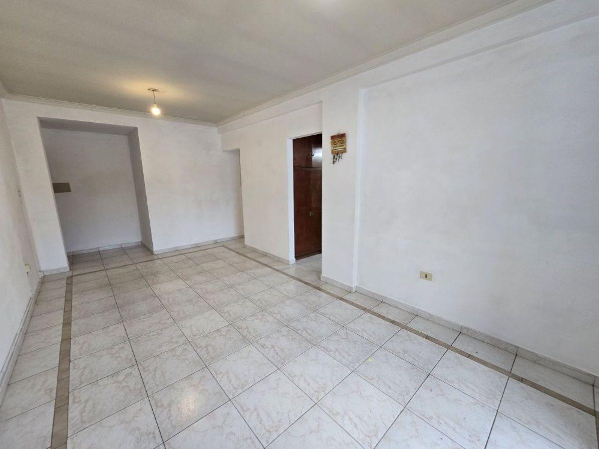 Foto de Dpto de 1 dorm a mts de peatonal, imagen 2