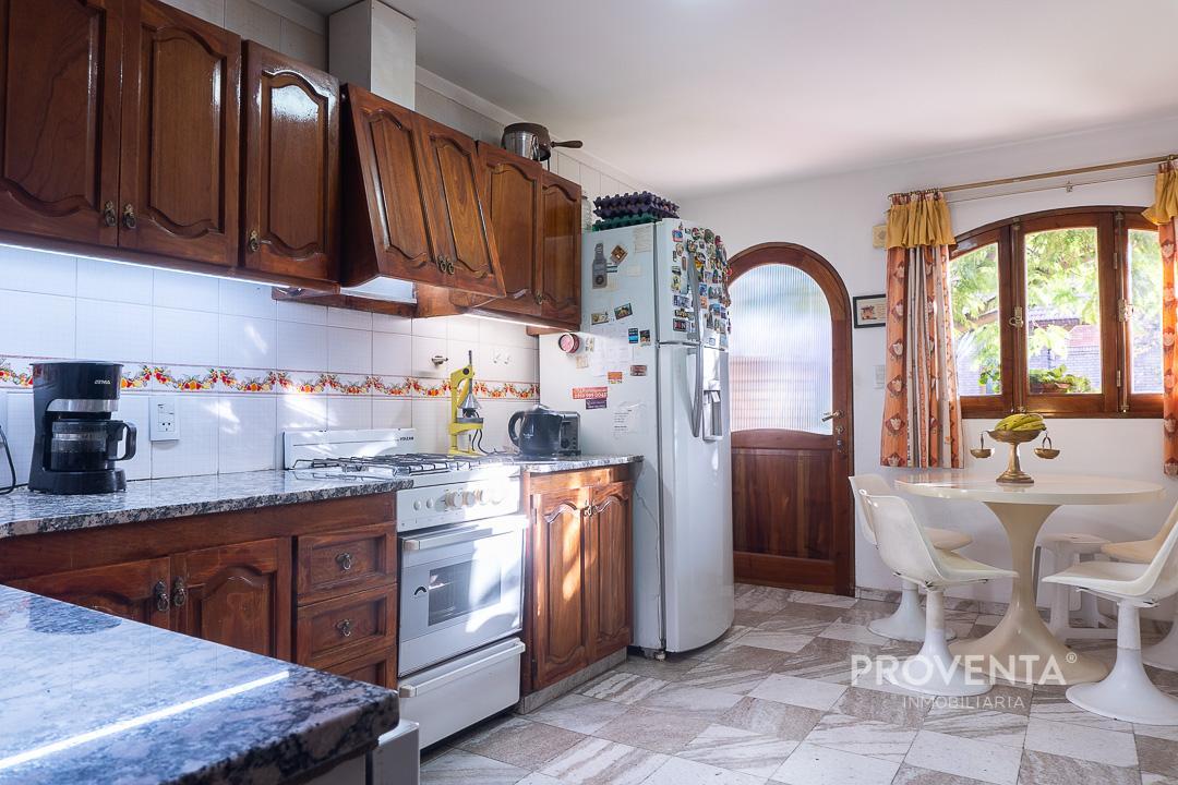 Hermosa Casa en Lindisimo Barrio Privado El Escorial Ubicacion Inmejorable 3