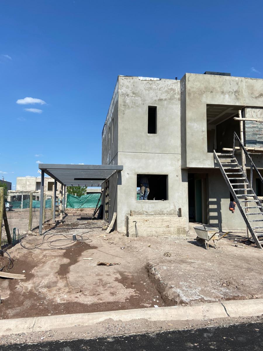 Casas Tres Dorm. a Estrenar en Venta. Complejo Aurora. Próxima Entrega. 3