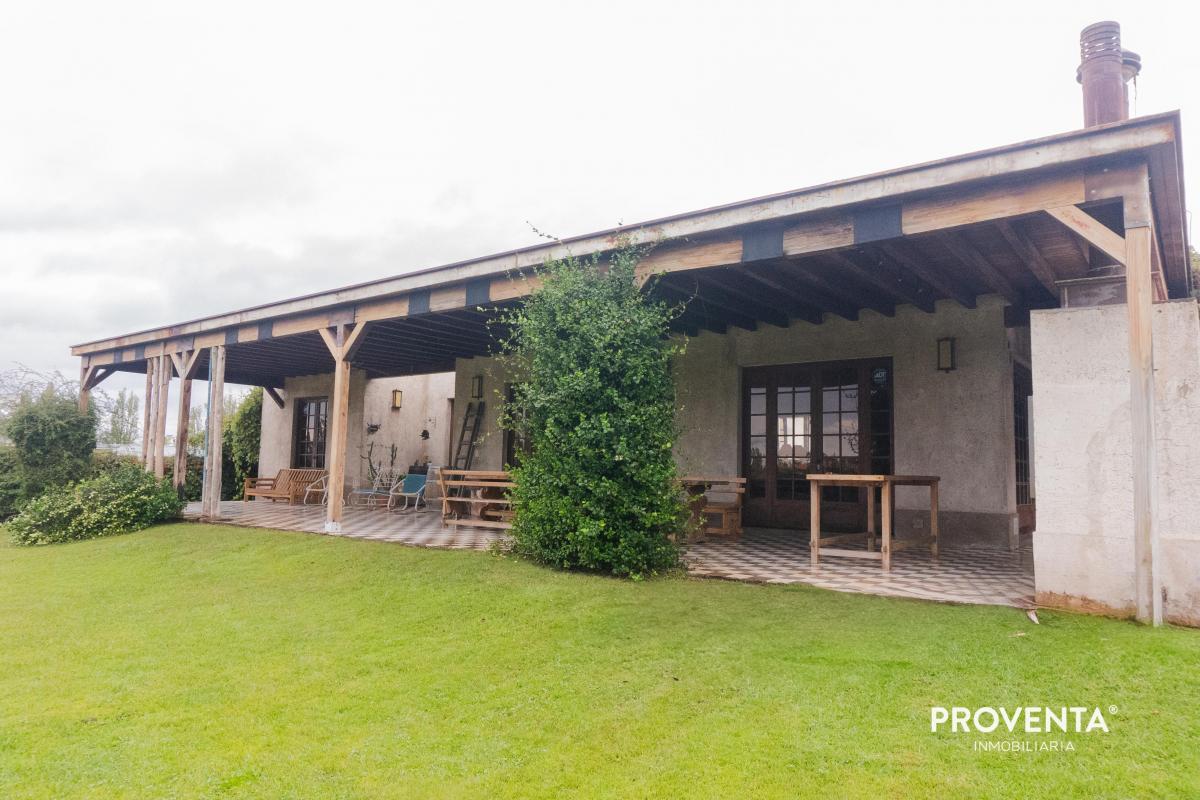 Encanto de Villa Italiana en un Entorno Natural,, Lujan de Cuyo, Barrio Privado 5