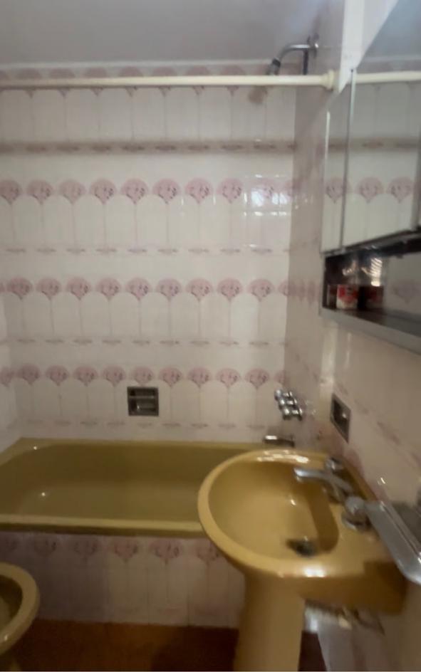Exclusivo Departamento a Media Cuadra de Plaza Independencia! 1