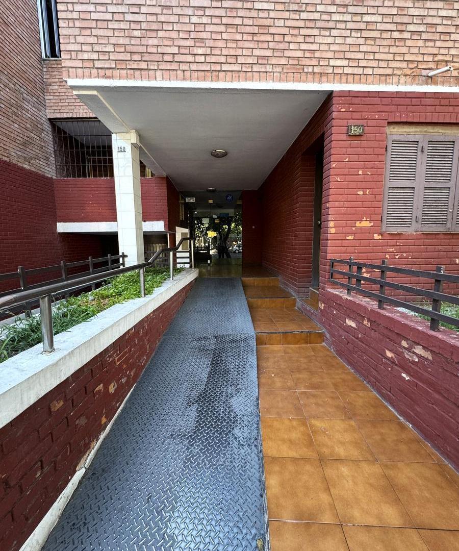 Foto de Departamento en en venta de 3 dormitorios. Godoy Cruz, imagen 2